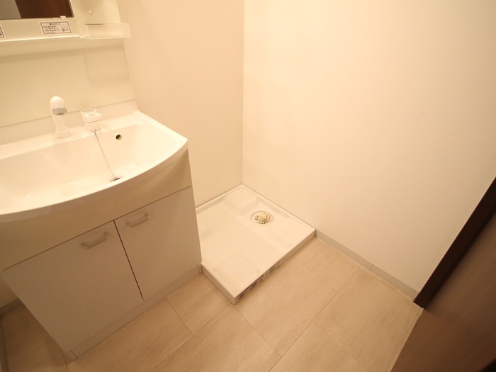 ウイステリア名城の物件内観写真