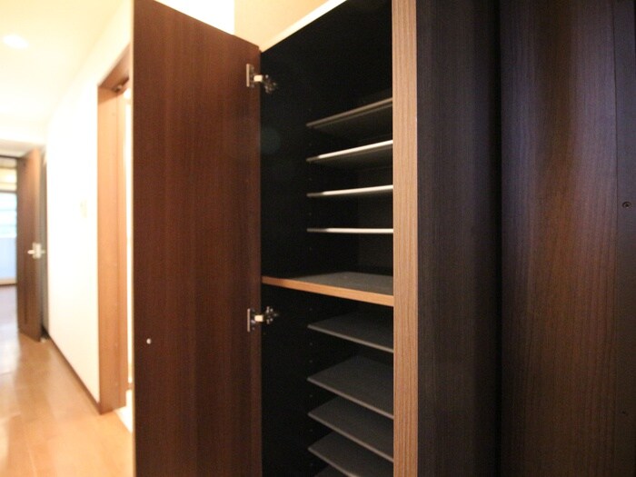 ウイステリア名城の物件内観写真