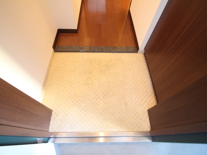 ウイステリア名城の物件内観写真