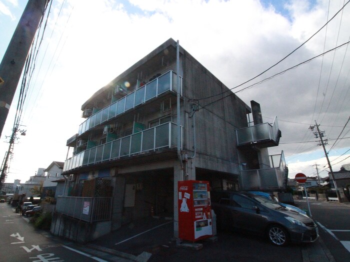 リアライズ西山台の物件外観写真