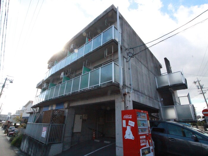 リアライズ西山台の物件外観写真