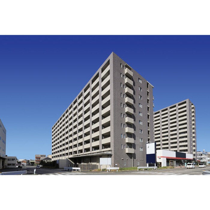 ソーラスフロント富船の物件外観写真