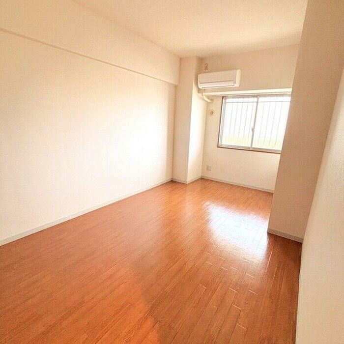 ソーラスフロント富船の物件内観写真