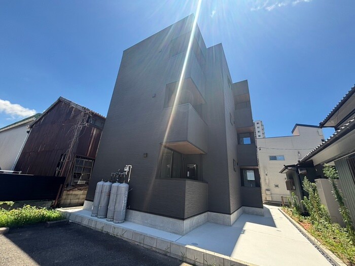 Jack uchisaiwai Ⅰの物件外観写真