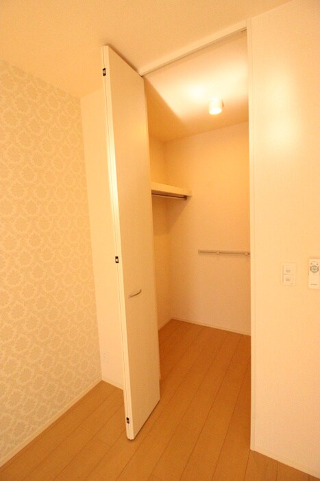 ボンジュール本陣の物件内観写真