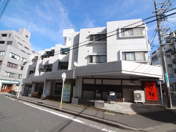 スタスィオン一社の物件外観写真