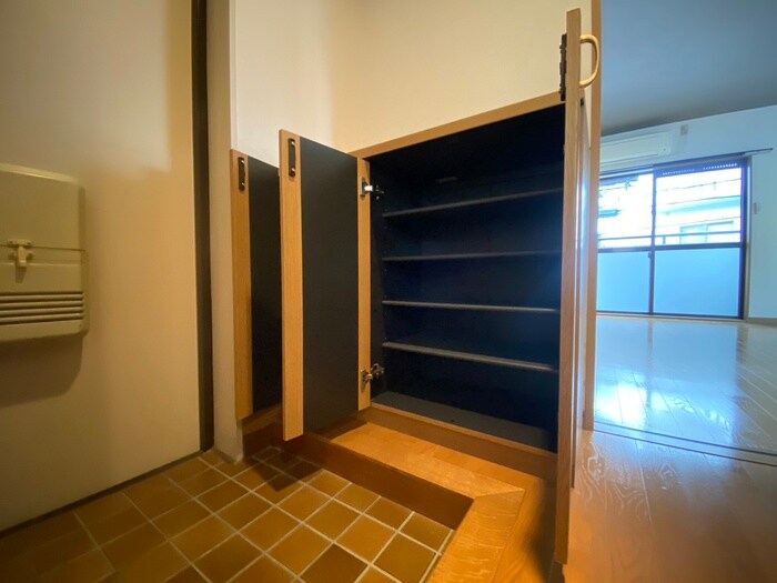 スタスィオン一社の物件内観写真