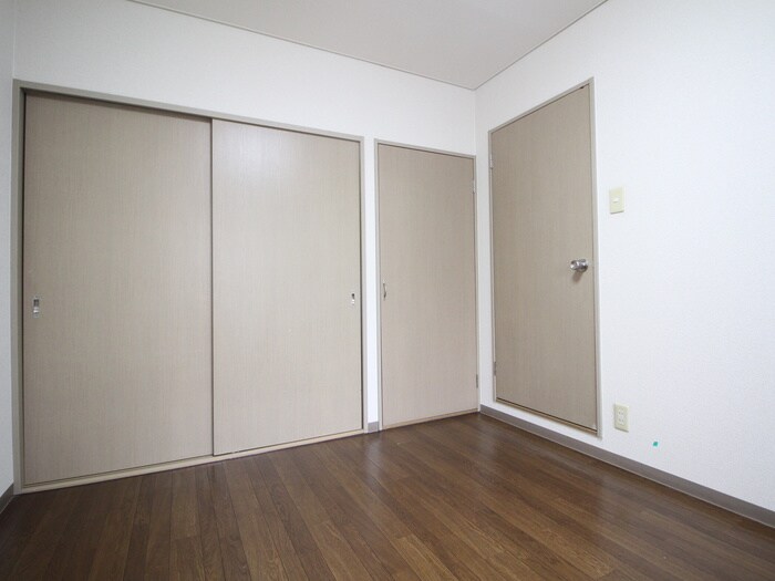 プレシアス赤城１の物件内観写真