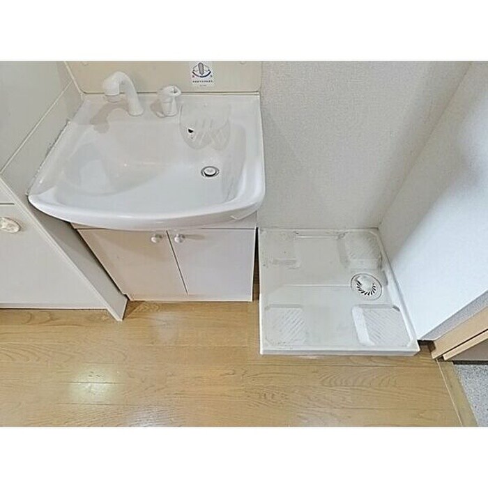 レ－ジュウエストの物件内観写真