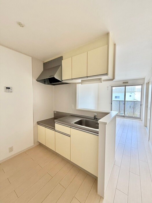 ＳＵＮ　ＭＡＬＬの物件内観写真