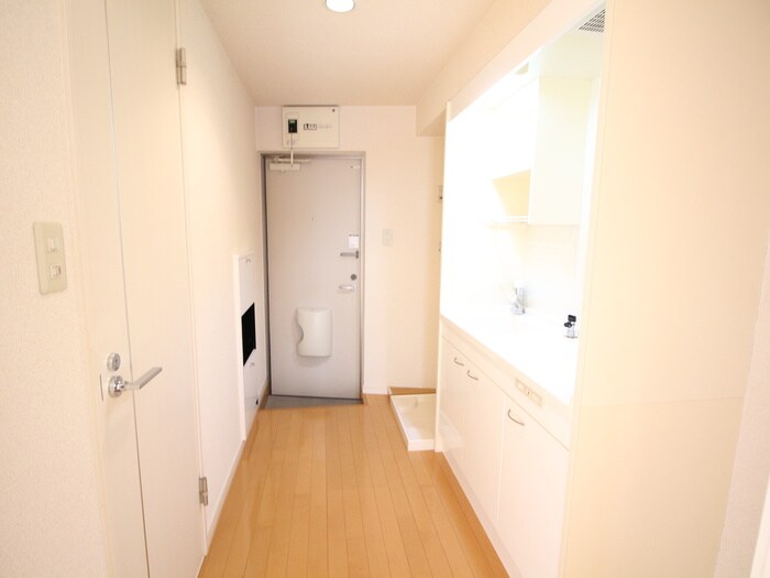 ストロベリ－キャンドルの物件内観写真