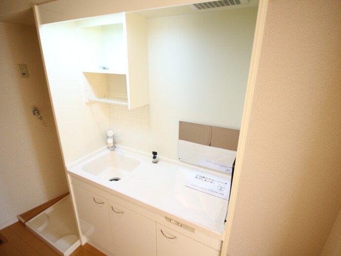 ストロベリ－キャンドルの物件内観写真