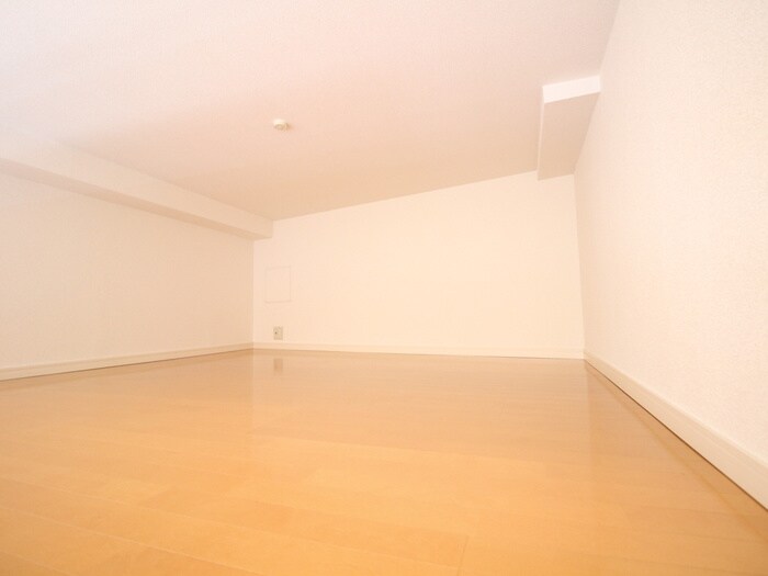 ストロベリ－キャンドルの物件内観写真