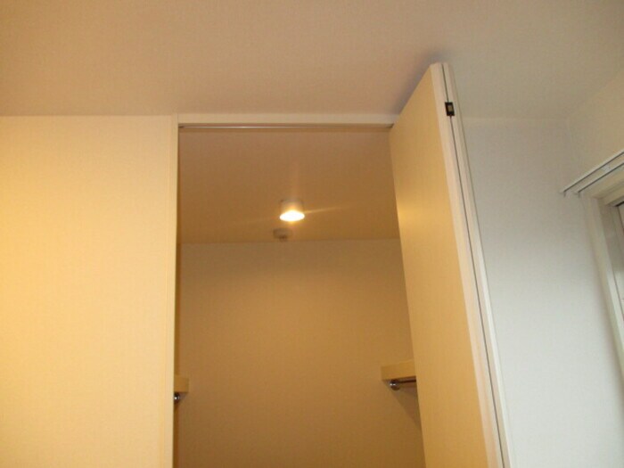 ローベルジュBの物件内観写真