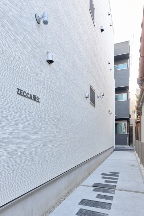 Ｚｅｃｃａ栄生の物件外観写真