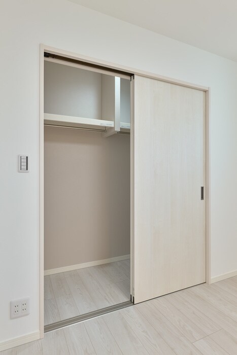 Ｚｅｃｃａ栄生の物件内観写真