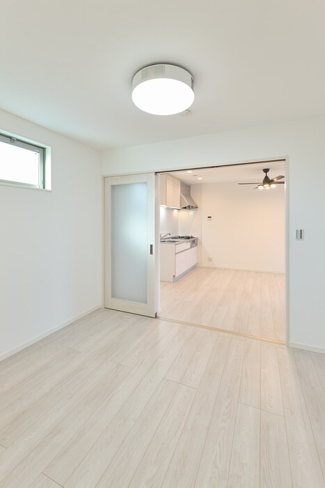 Ｚｅｃｃａ栄生の物件内観写真