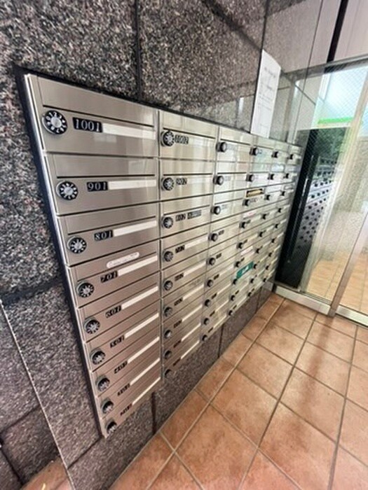 サン・東山公園イ－ストの物件外観写真