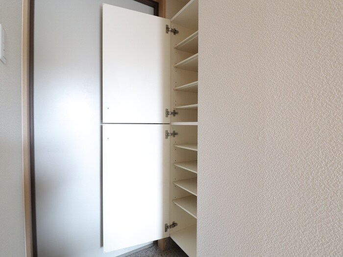 サン・東山公園イ－ストの物件内観写真