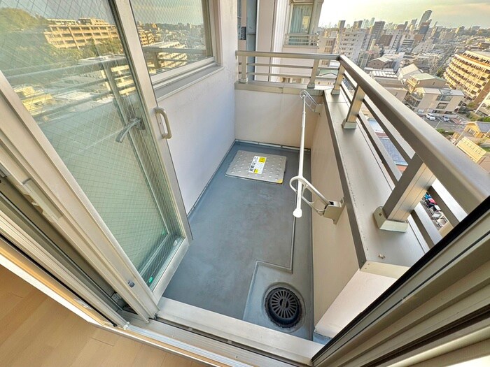 サン・東山公園イ－ストの物件内観写真