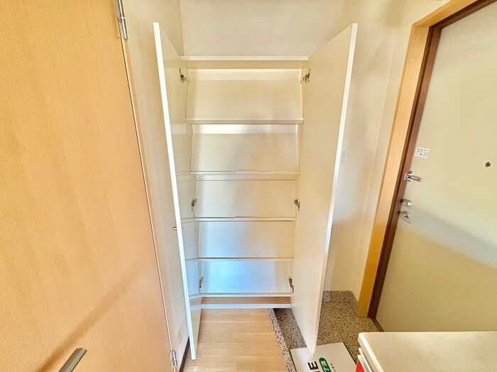 サン・東山公園イ－ストの物件内観写真