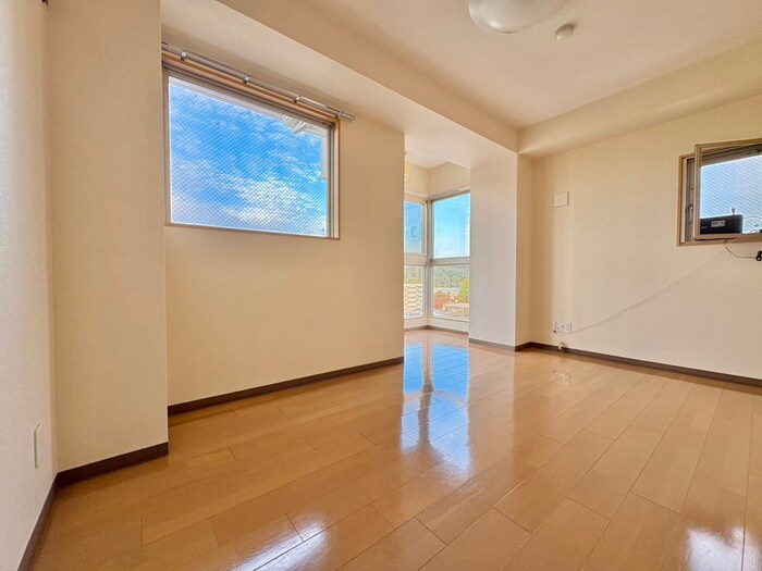 サン・東山公園イ－ストの物件内観写真