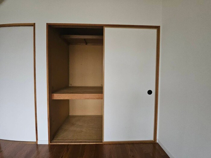 シャトル緑ヶ丘Ⅱ棟の物件内観写真