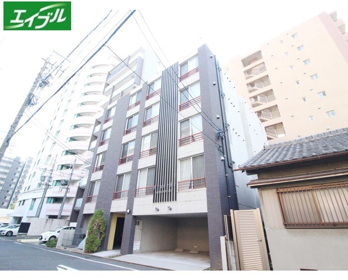 Branche上前津の物件外観写真