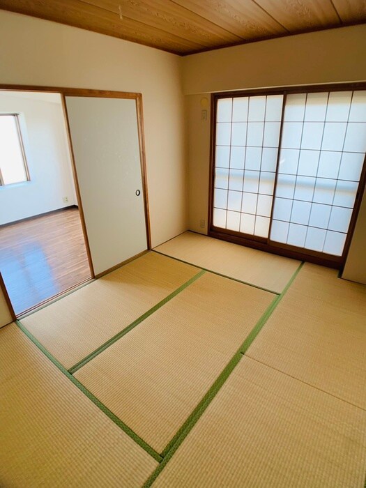 ｱｰﾊﾞﾝライフの物件内観写真