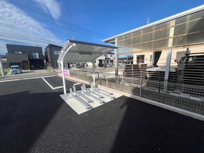 ドエル・アイリスの物件外観写真