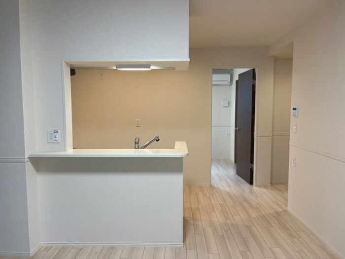 ドエル・アイリスの物件内観写真