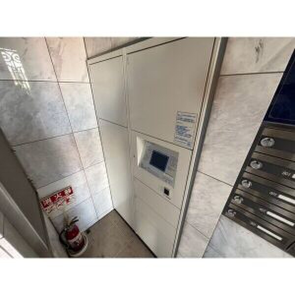 CASA  PINOの物件外観写真