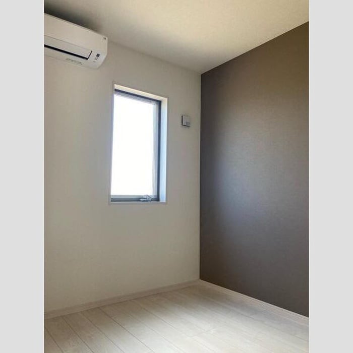 リーブルファイン鷹居の物件内観写真