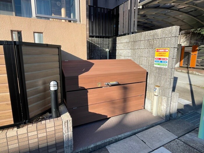 ル－ブル 貴船の物件外観写真