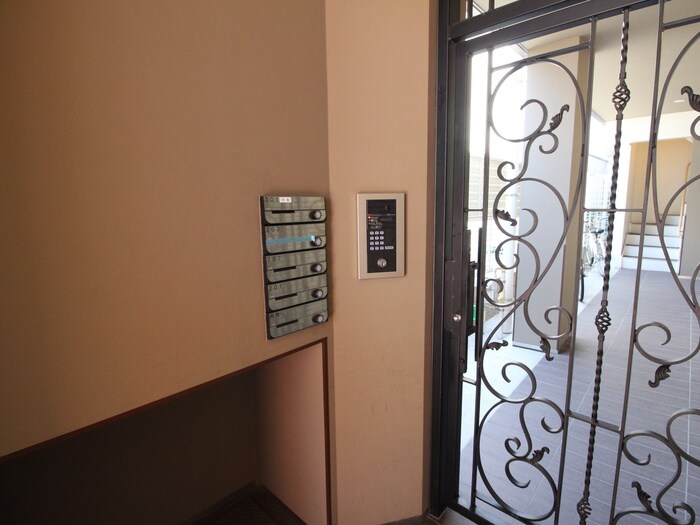 ヴィラマルグリットの物件外観写真