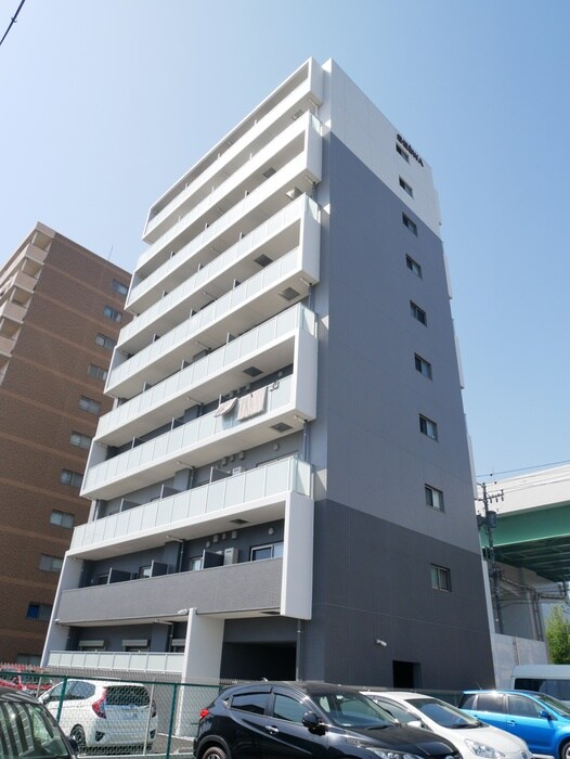 AURUMの物件外観写真