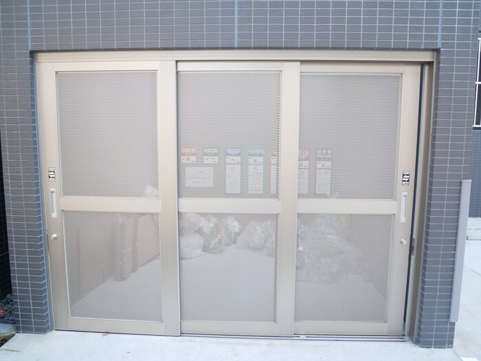 AURUMの物件外観写真