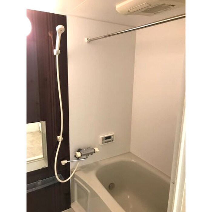 グランツ松葉町の物件内観写真