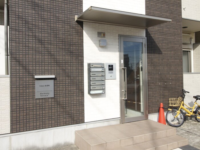 グランツ松葉町の物件外観写真