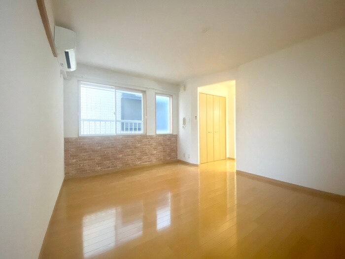 Ｖｉａ　Ｌａｃｔｅａの物件内観写真