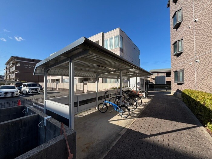 ＰＣＭ　ＷＡＵＷＡＵ　９９の物件外観写真