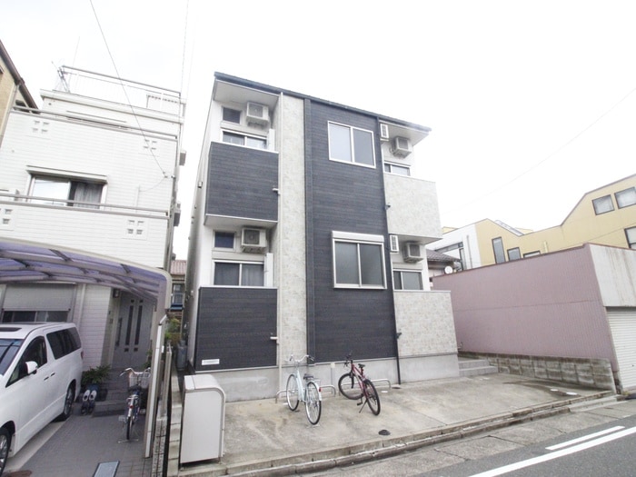 ヴィエントピーノ中村公園の物件外観写真