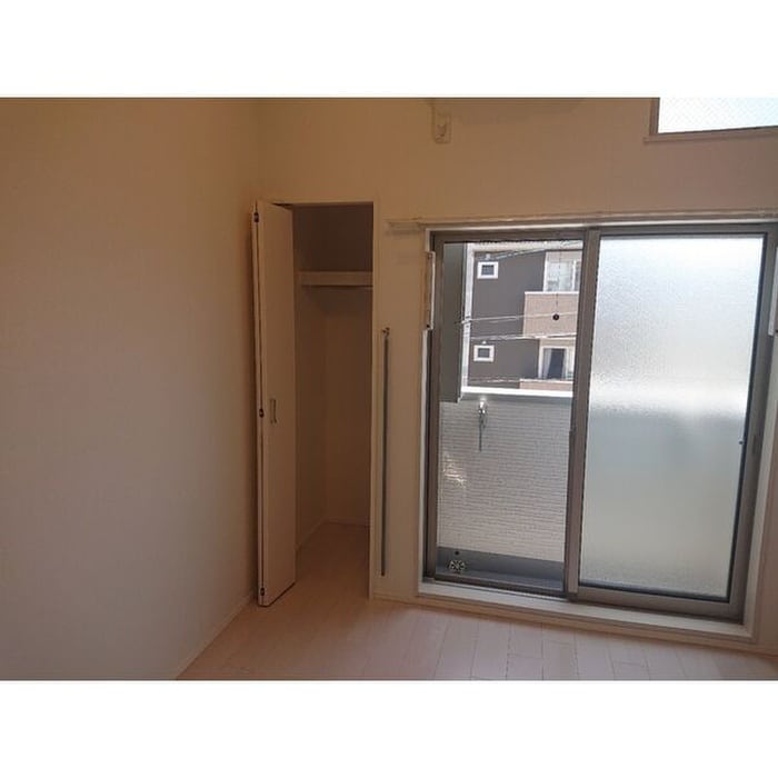 ヴィエントピーノ中村公園の物件内観写真