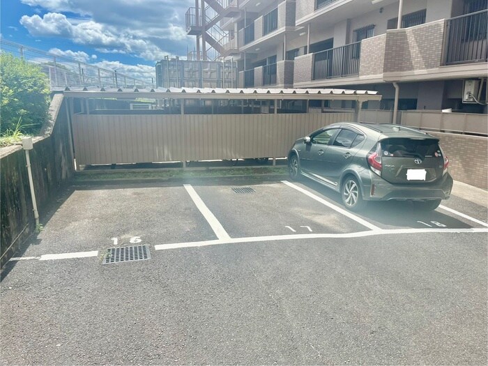 シャトー岡崎Ⅱ番館(907)の物件外観写真