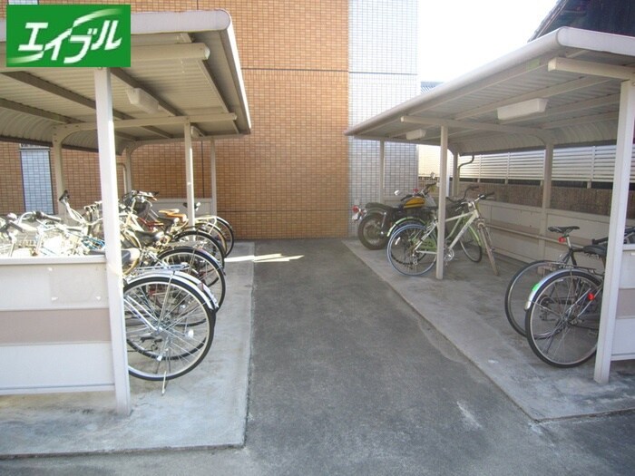 鶴羽之彩の物件外観写真