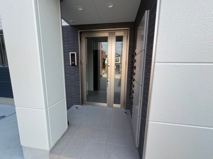 ウエストウィング6の物件外観写真