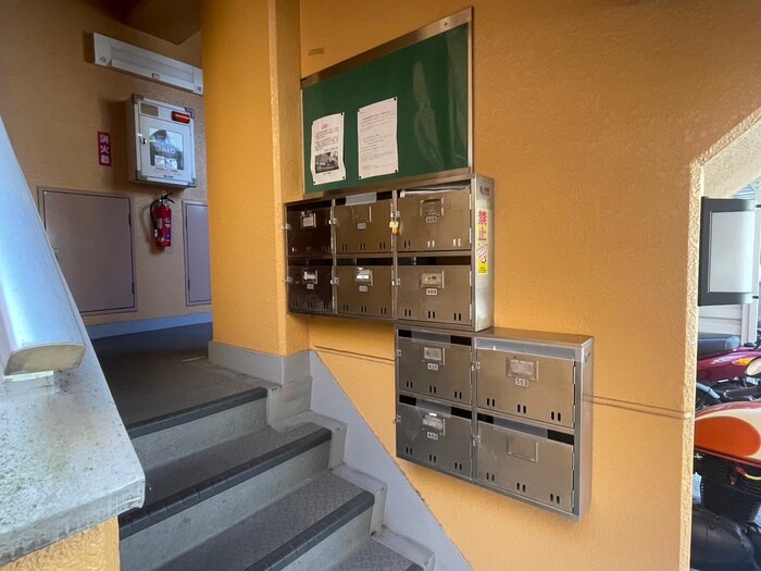 東昭ビルの物件外観写真