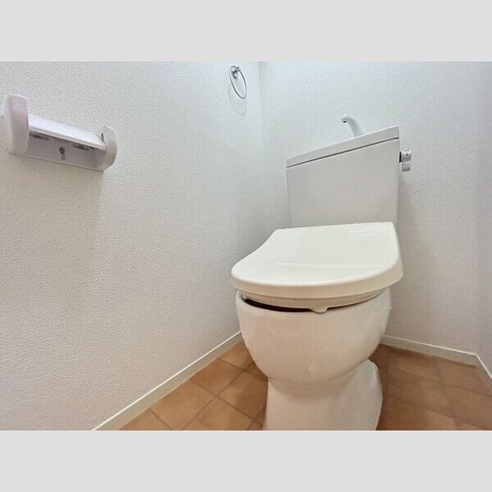 シャトー城見ヶ丘の物件内観写真