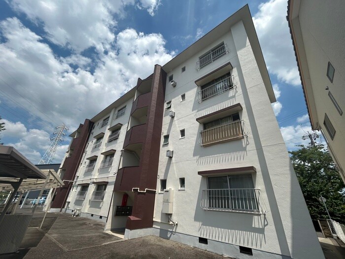 メイホーハイツの物件外観写真