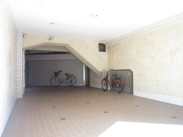 レジデンス岩島の物件外観写真